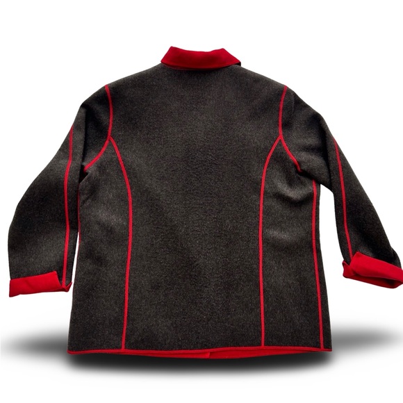 Women’s Lucia Grey 100% New Wool Coat Red Interior and Serged Seams in Size 16 - Picture 9 of 16